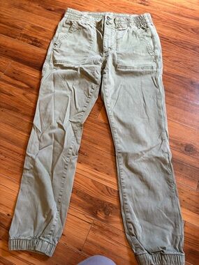 American Eagle green joggers